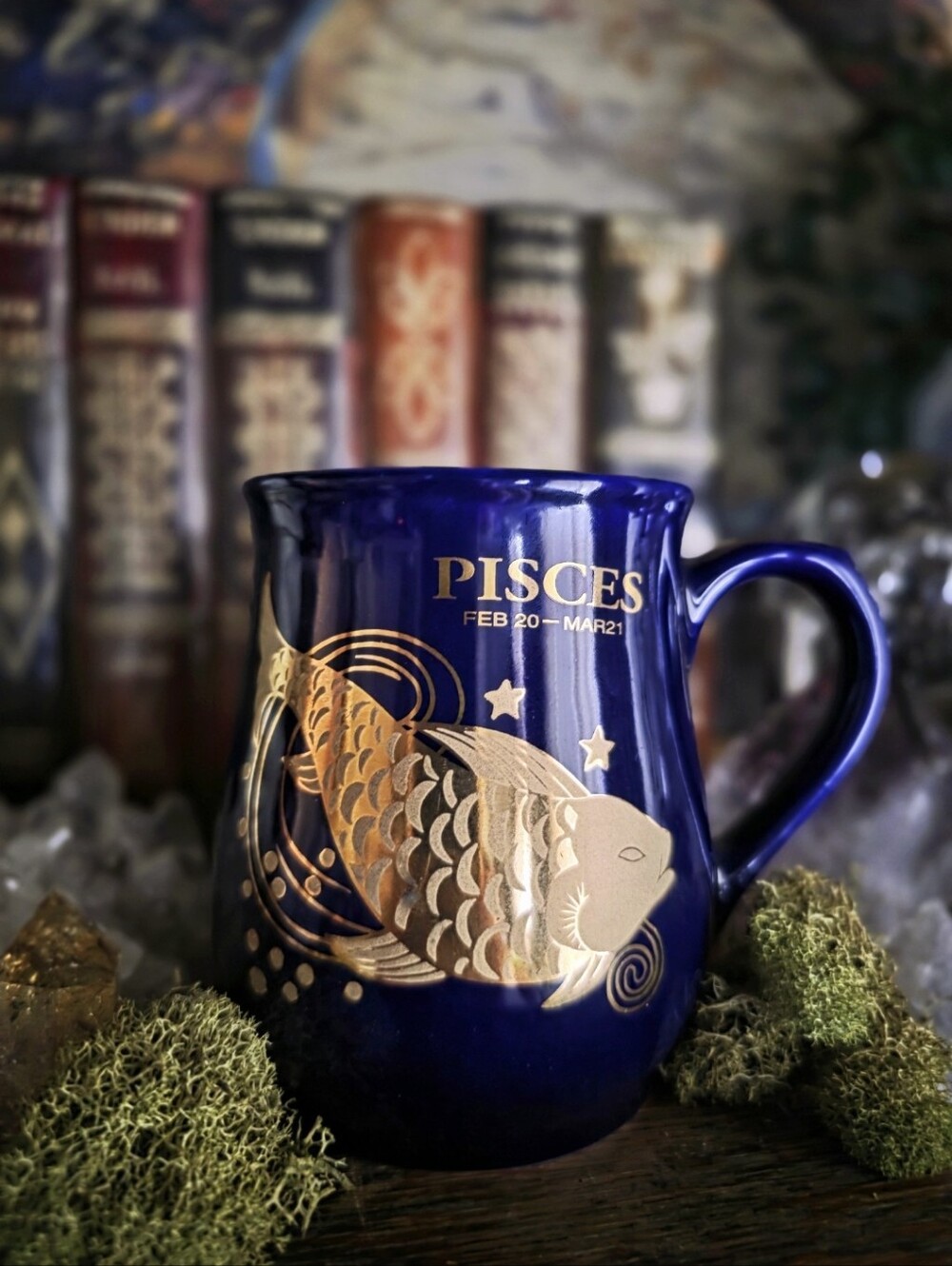 Vintage Pisces Zodiac Mug